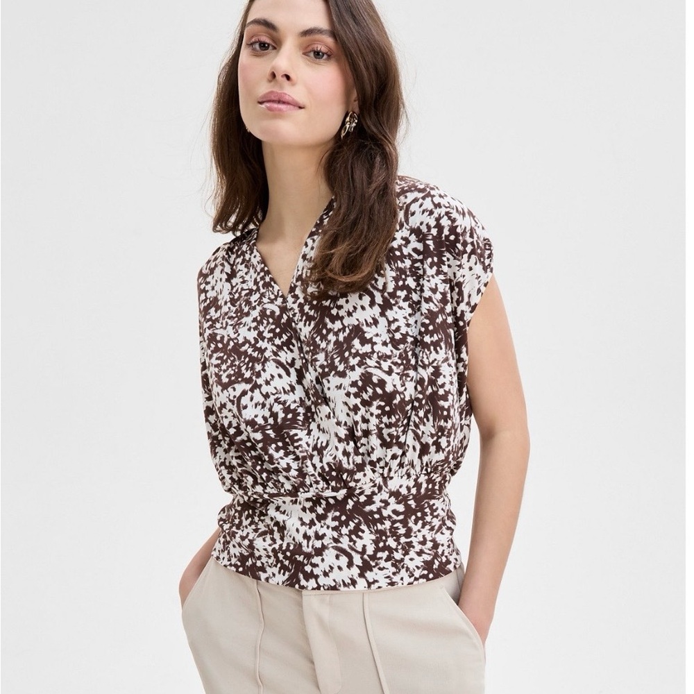INC International Concepts Brown and White Printed V-Neck Smocked Waist Blouse